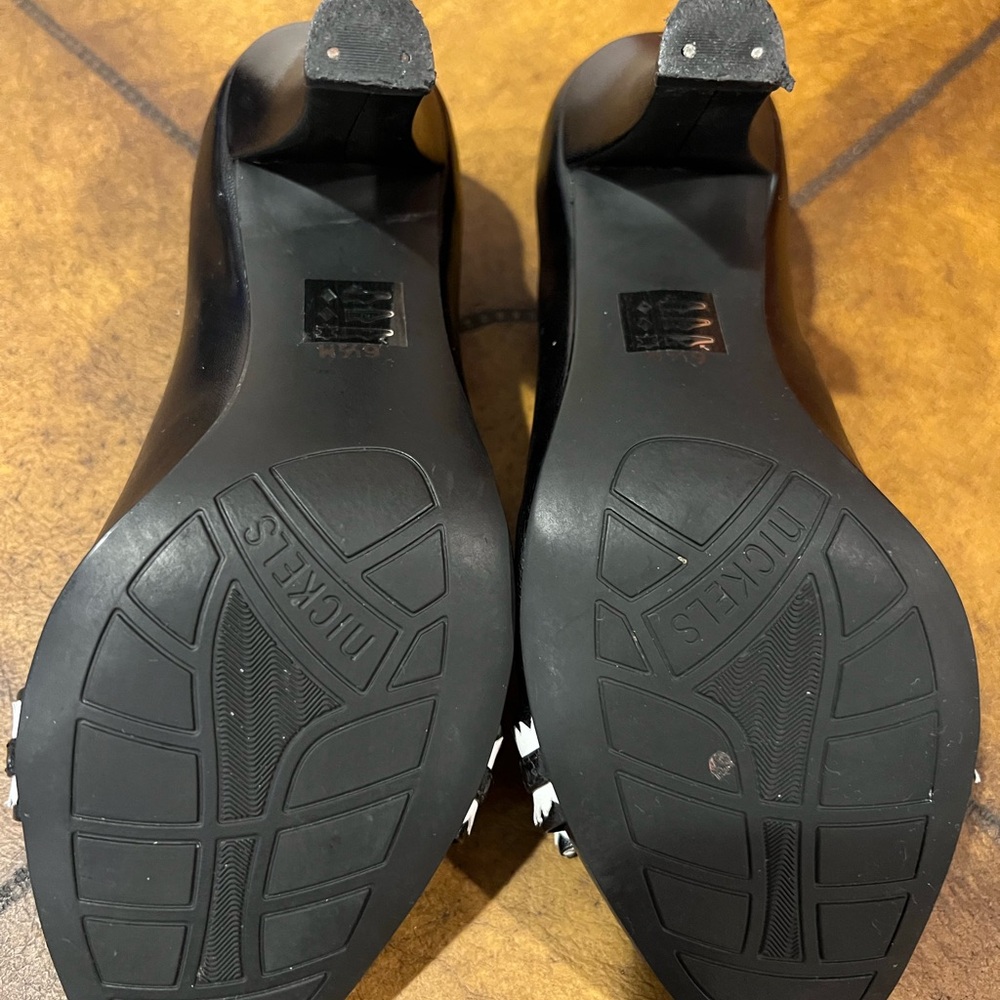 Super Sexy Peep Toe Heels by Nickels. Size 6½ with a 3½ inch heel height. - Picture 6 of 9